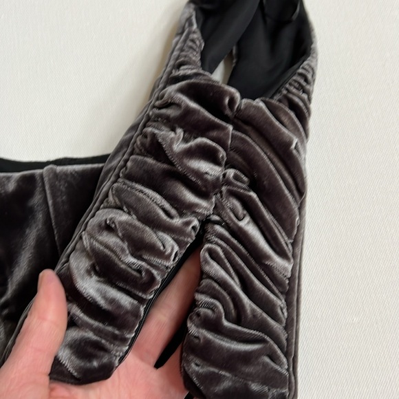 Zara Women’s Charcoal Velvet Side Zip Corset Top size Medium - Picture 2 of 7